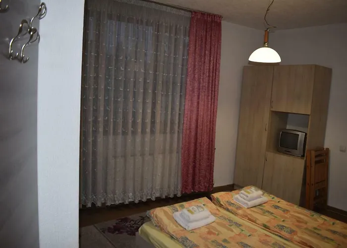 Къща за гости Mamin Kolio