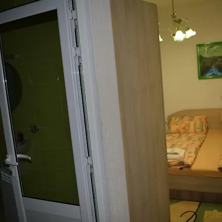 Mamin Kolio ゲストハウス 2*