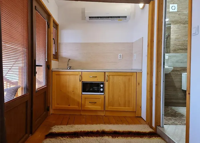 Guest house Mamin Kolio 2*